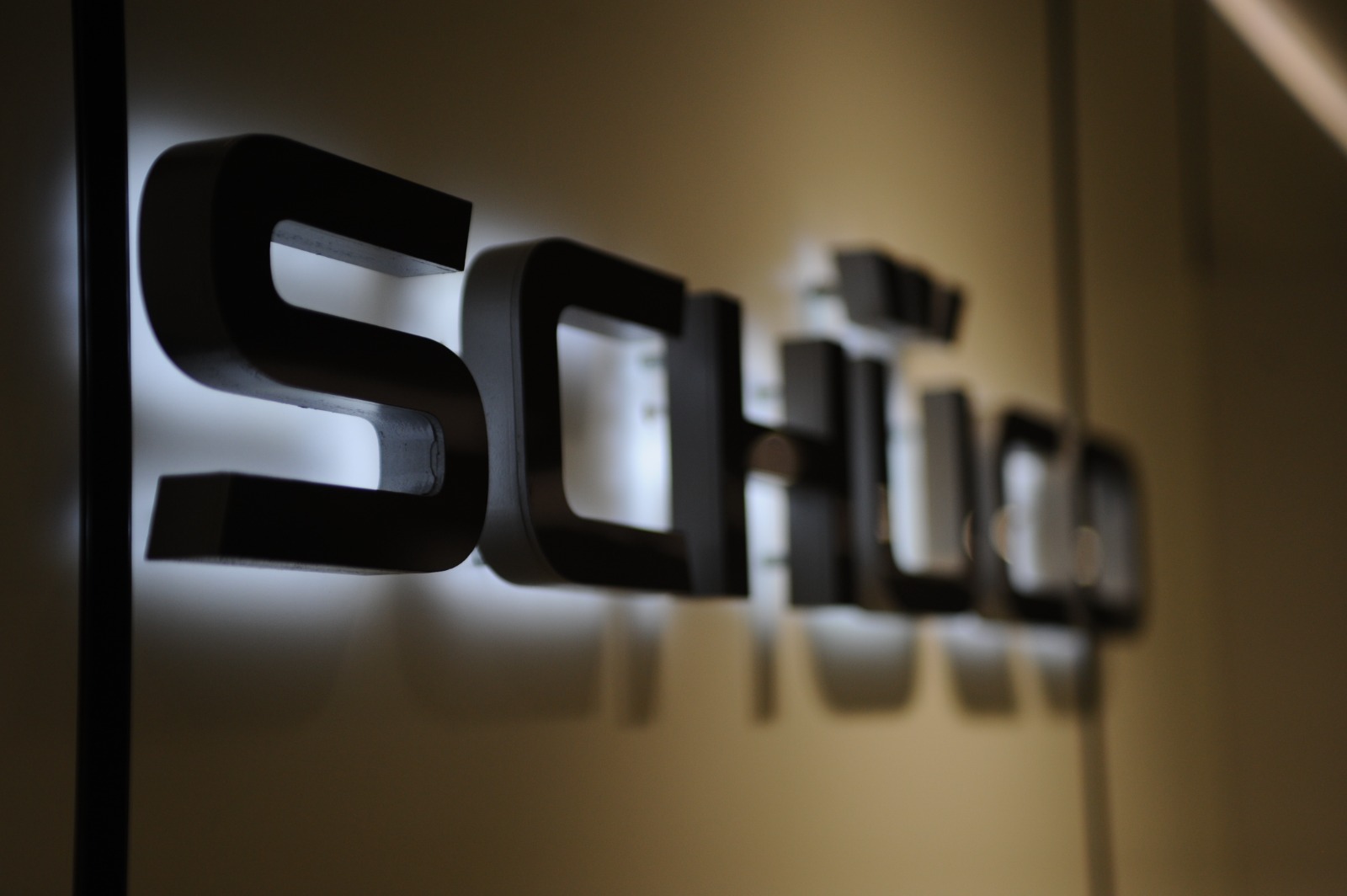 Pinto & Pinto - Schuco em Movimento